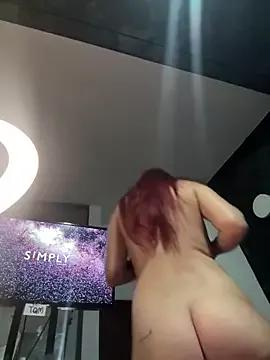 HannaSmiith from StripChat