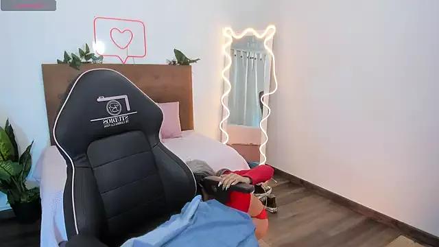 HANNI_TAY from StripChat