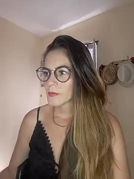 Hanny_24 from StripChat