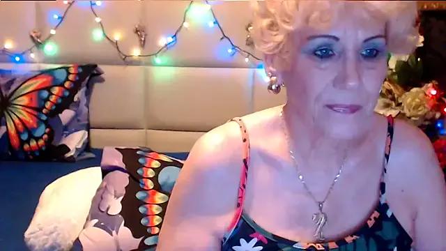 HappyWomanOn from StripChat