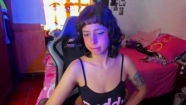 harakitty777_ from StripChat