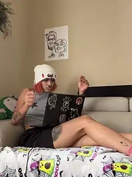 Harley_cams from StripChat is Freechat