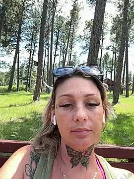 HarmonyWhite from StripChat is Freechat
