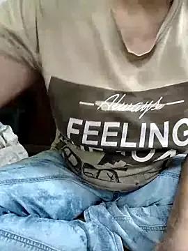 Harnoorhkk from StripChat is Freechat