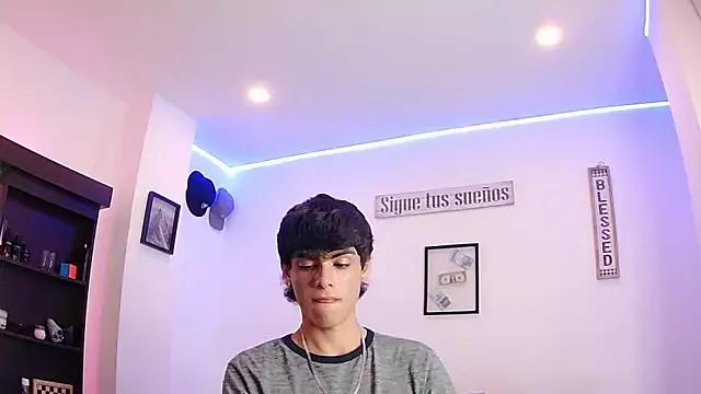 harrytomson_1 from StripChat