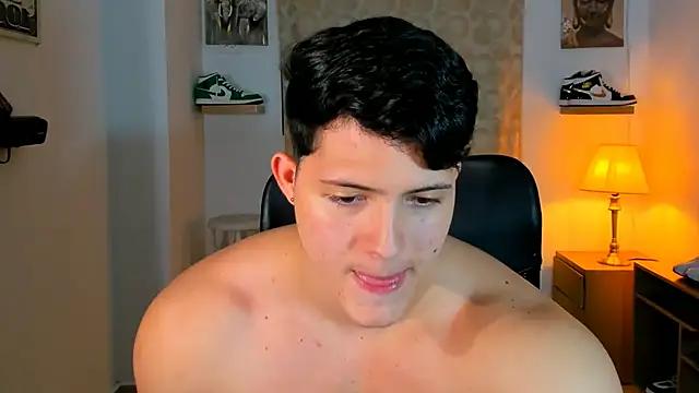 Hazzan_Velez from StripChat