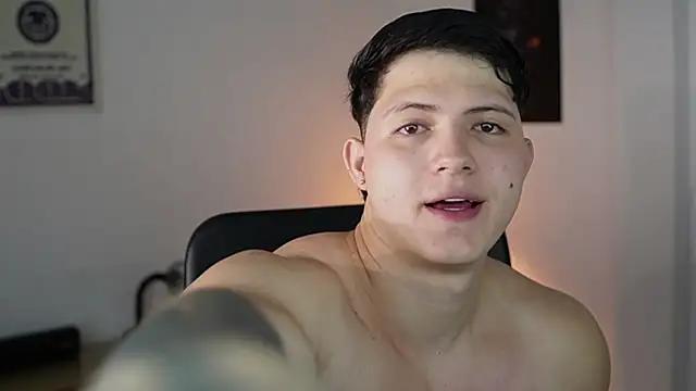 Hazzan_Velez from StripChat