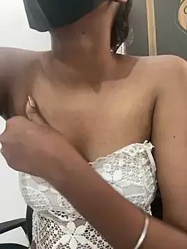 Heart-Kavya webcams show profile image 