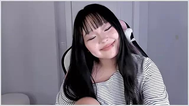 hee_young11 from StripChat