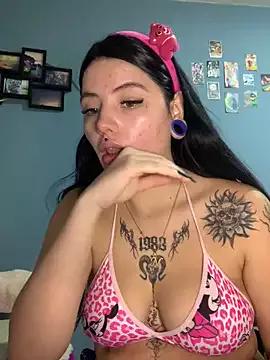 Helen_d from StripChat