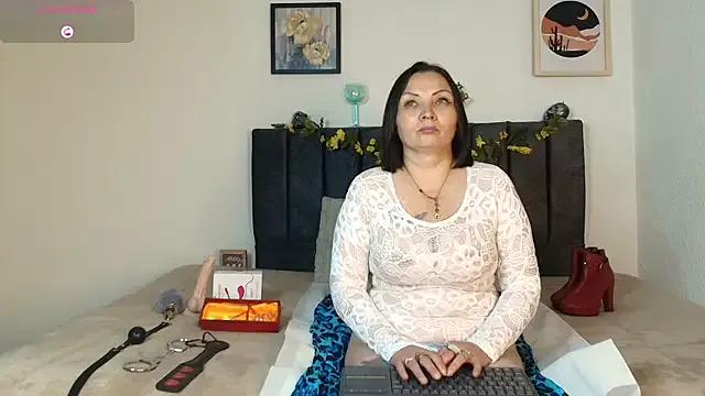 Helen_stepmom webcams show profile image 