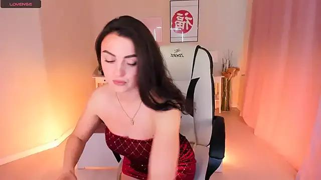 HelenaRegal from StripChat