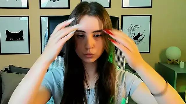 HelenBrowny from StripChat