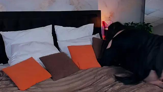 HelenDanvers from StripChat