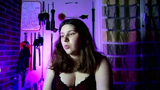 Heleneecesmecs2 from StripChat