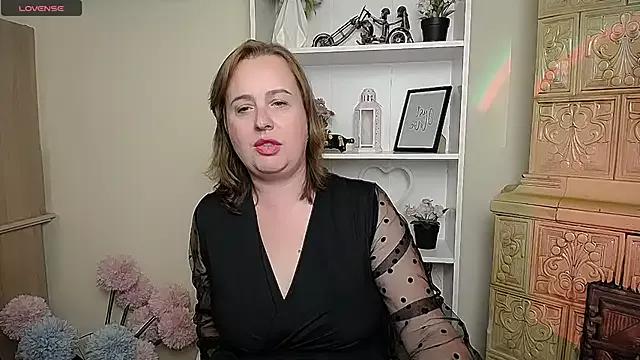 HelenFl from StripChat