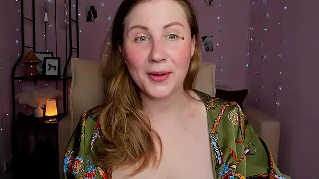 Helens_love from StripChat