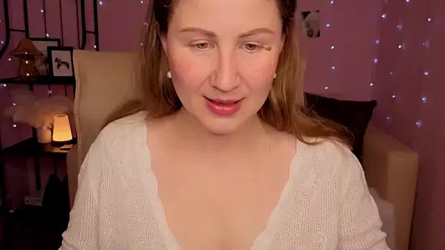 Helens_love from StripChat