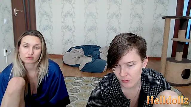 Helldollz from StripChat