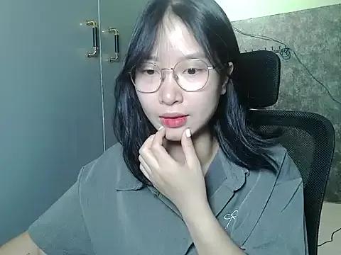 Hellen8386 from StripChat