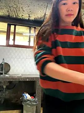 Hellen_111 from StripChat
