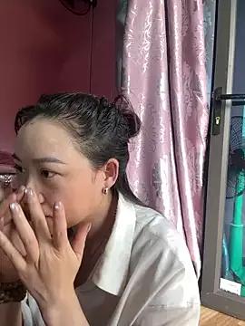 Hellen_111 from StripChat