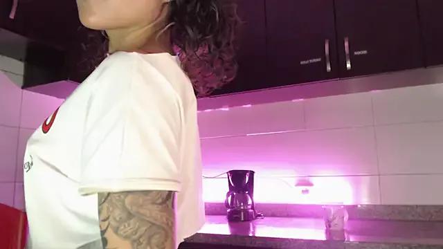 Hellen_dumont from StripChat