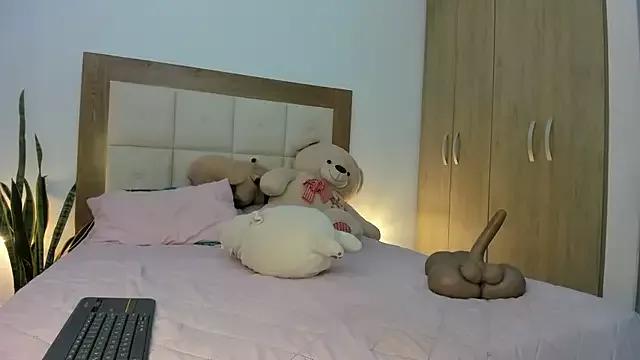HELLEN_SWEET6 from StripChat