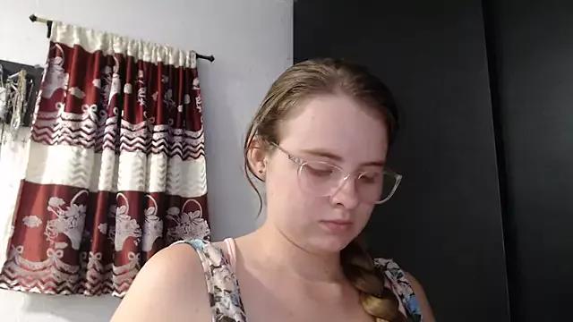 HellenMiyer1111 from StripChat