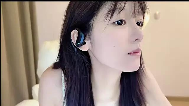 Hello-beibei from StripChat