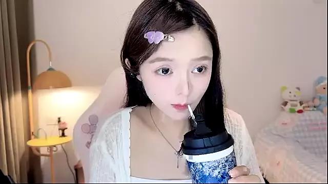 Hello-beibei from StripChat