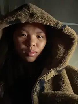 hello-cute from StripChat is Freechat