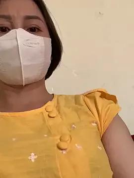 Hello_Linchii from StripChat is Freechat
