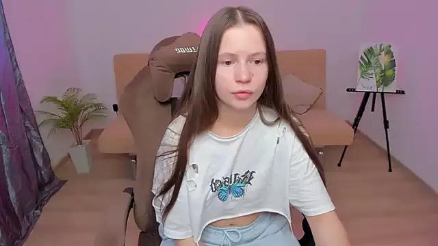 HelloRoxy from StripChat