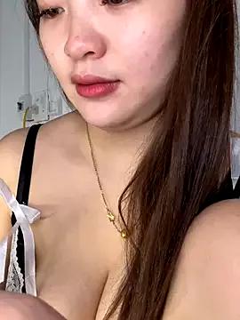 helo-kitty from StripChat is Freechat