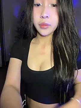 Henna192 from StripChat