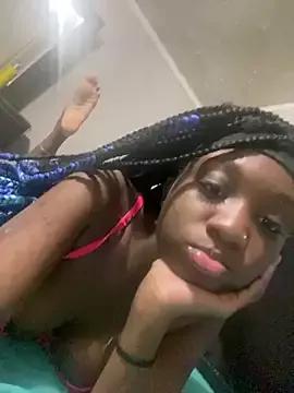 HennessyBaby21 from StripChat