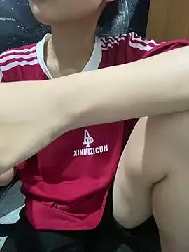 hhoangthien2602td from StripChat