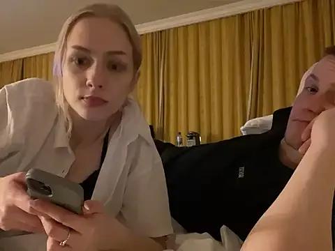 HighAndCouple from StripChat is Freechat