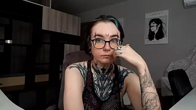 HighelikeGirl from StripChat