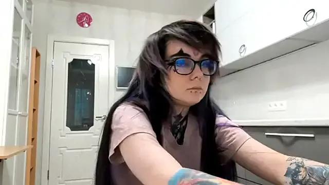 HighelikeGirl from StripChat