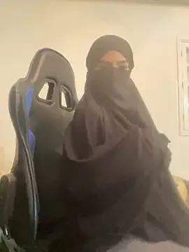 Hijabi_HotGirls from StripChat is Freechat