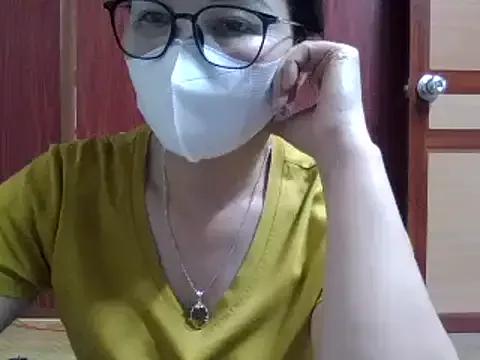 Hilary096 from StripChat is Freechat