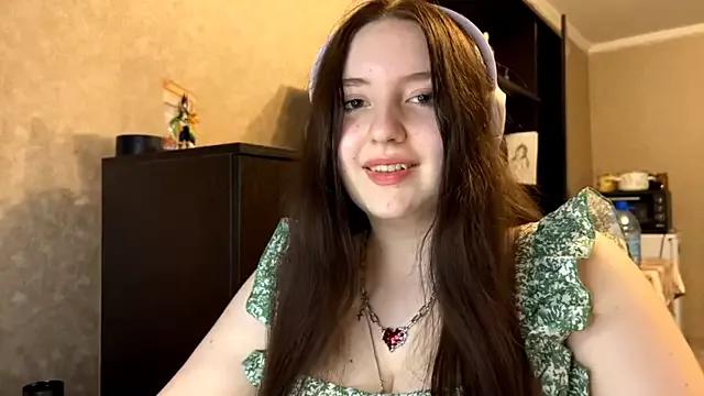 HildaBeames from StripChat is Freechat
