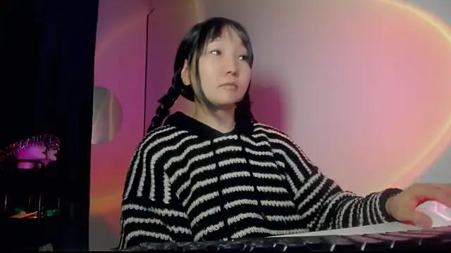 Dirty chat webcam: explore liveshows with versed models, from laying bare to fetishes, in a variety of sexy free adult webcams.
