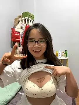 Hmm_0303 from StripChat