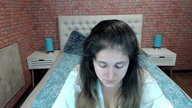 Holliy_Cooper from StripChat