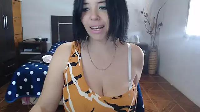 Holly-Hot from StripChat