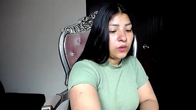 holly20a from StripChat