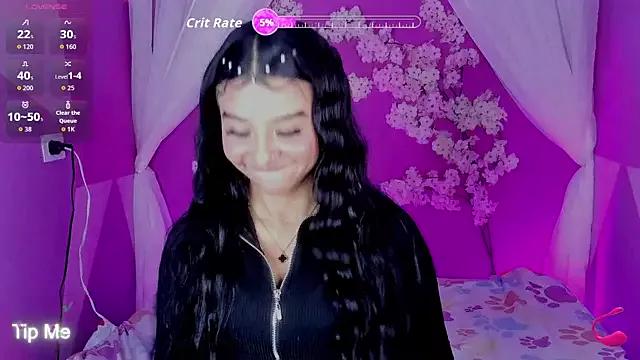 Holly_Bms from StripChat is Freechat